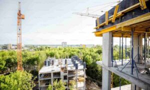Tips for Maintaining Safety During the Reconstruction Process