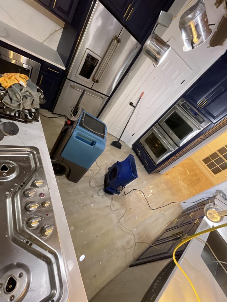 kitchen water damage - drying