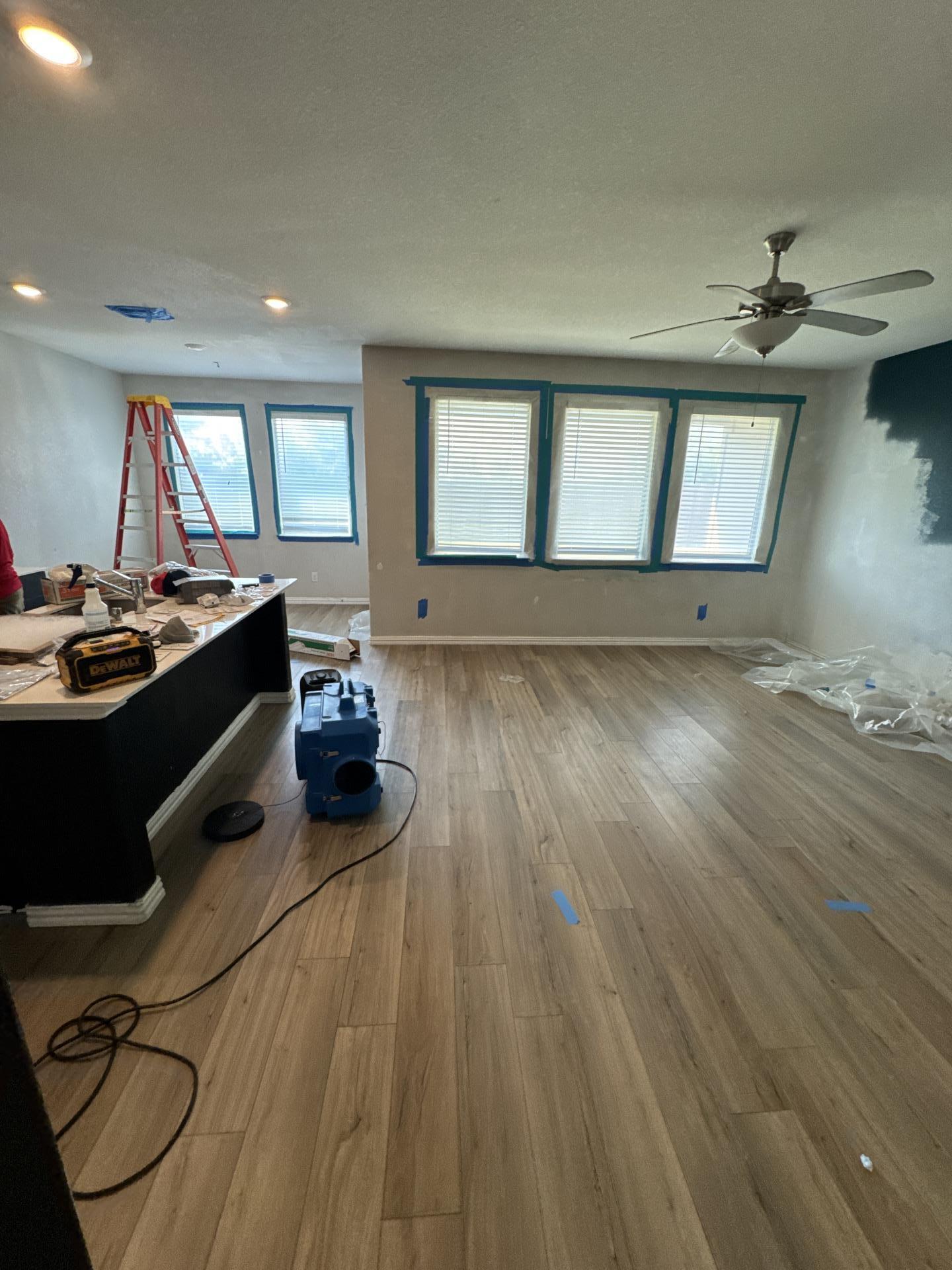 Living room cleaned and dried near the end of mold remediation